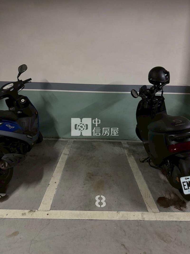 近體育園區.內壢.華勛市場.忠貞龍岡四房車房屋室內格局與周邊環境