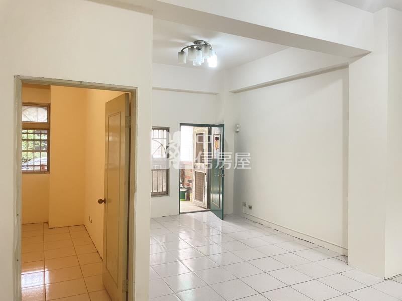楊梅薪家坡稀有一樓庭院3房房屋室內格局與周邊環境