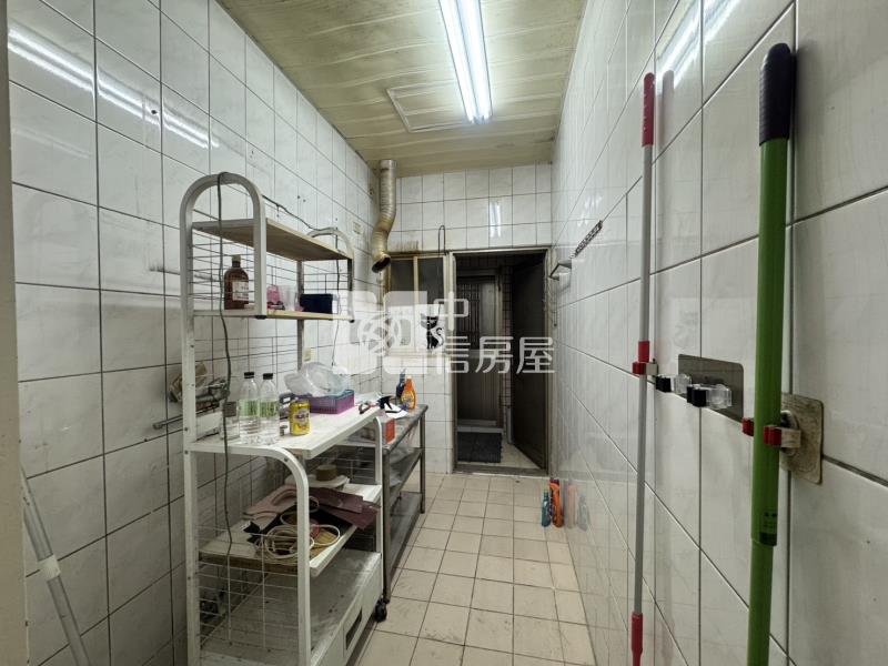 楊梅薪家坡稀有一樓庭院3房房屋室內格局與周邊環境