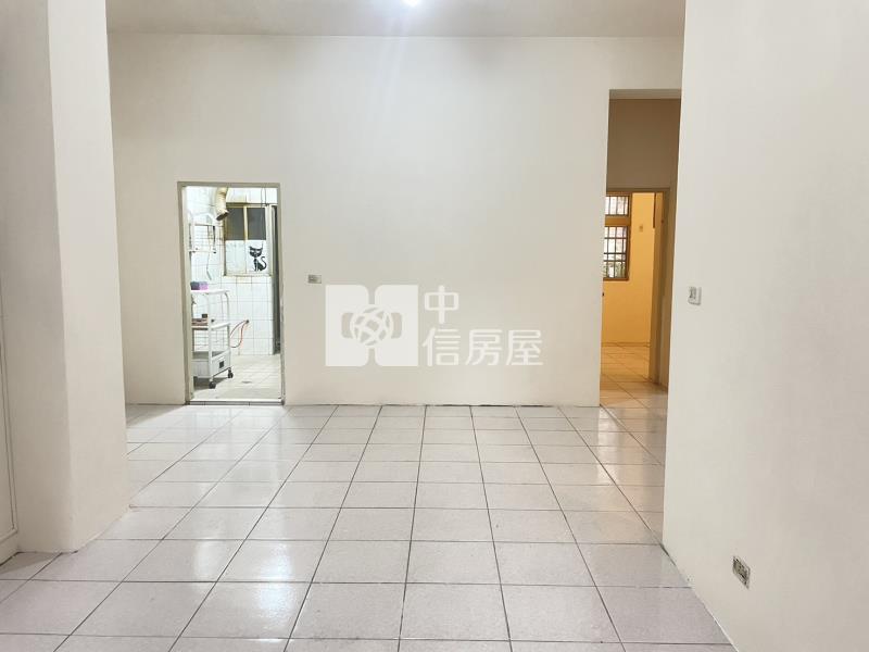楊梅薪家坡稀有一樓庭院3房房屋室內格局與周邊環境