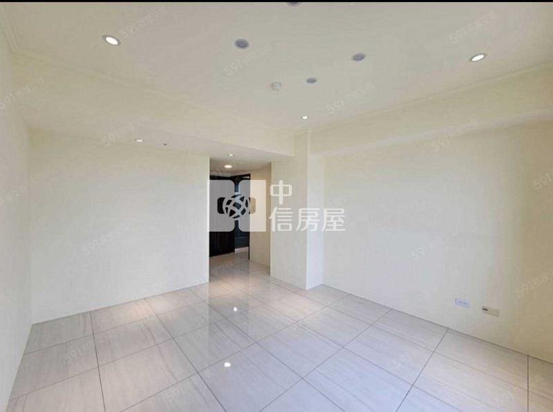 南崁台茂全新整理四房+車房屋室內格局與周邊環境