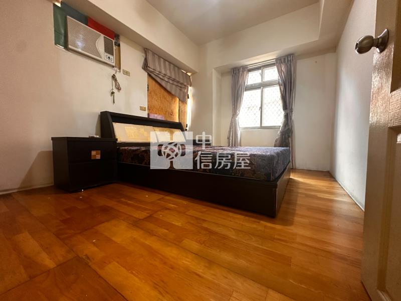 新明市場旁三房車房屋室內格局與周邊環境