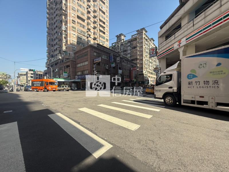 興大國圖館頂配大面寬透套房屋室內格局與周邊環境