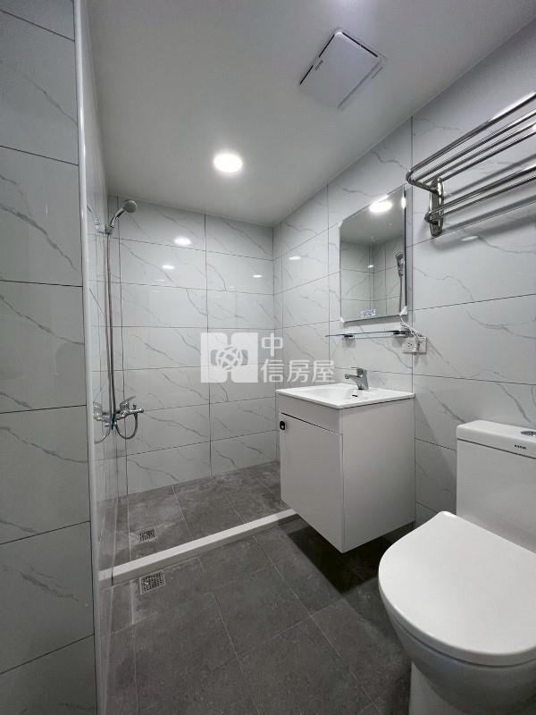 國美精美三房房屋室內格局與周邊環境