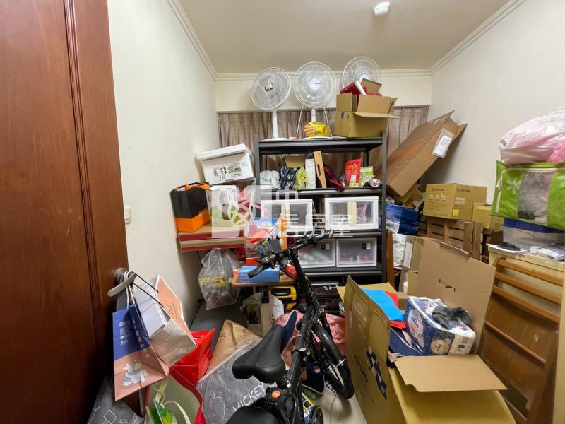 海華巴黎大2房獨立大車位房屋室內格局與周邊環境