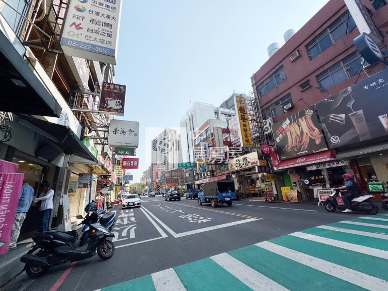 近南崁市場.錢櫃.南美國小黃金透店房屋室內格局與周邊環境