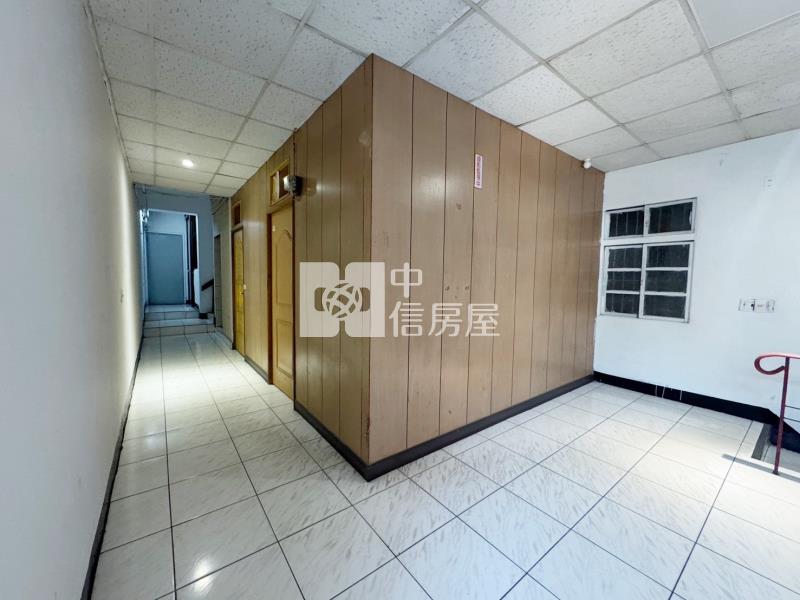 近南崁市場.錢櫃.南美國小黃金透店房屋室內格局與周邊環境