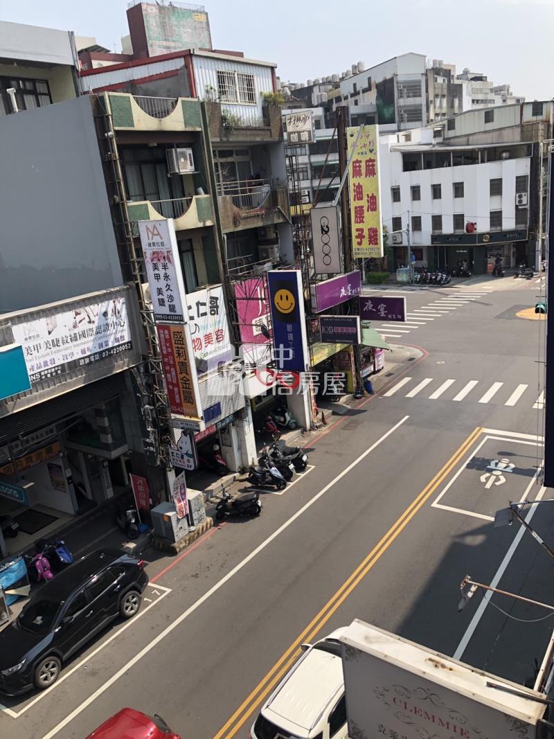 正市區金店面房屋室內格局與周邊環境