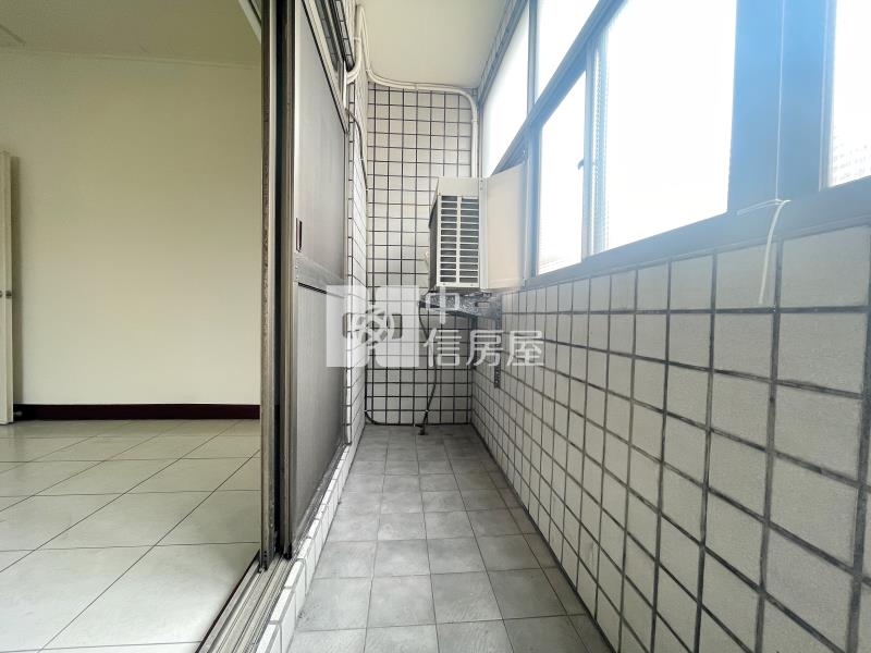平鎮聖羅蘭明亮3+1房房屋室內格局與周邊環境