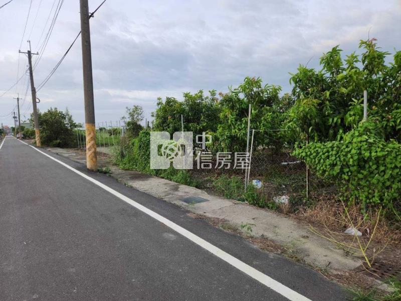 近高鐵方正美農地房屋室內格局與周邊環境