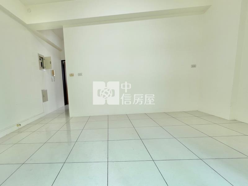 學區旁震後透店房屋室內格局與周邊環境