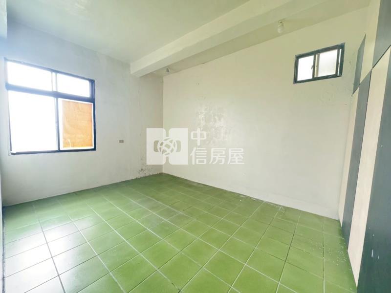 龍岡阿嬤的獨棟透天房屋室內格局與周邊環境