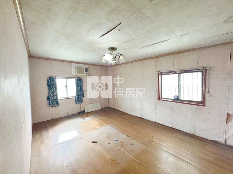 龍岡阿嬤的獨棟透天房屋室內格局與周邊環境