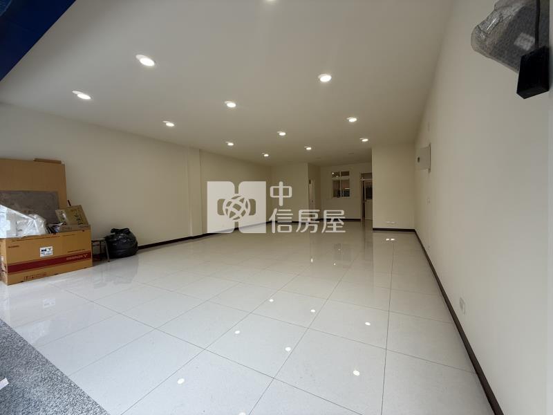 【奔馳】桃市泰山街店面房屋室內格局與周邊環境