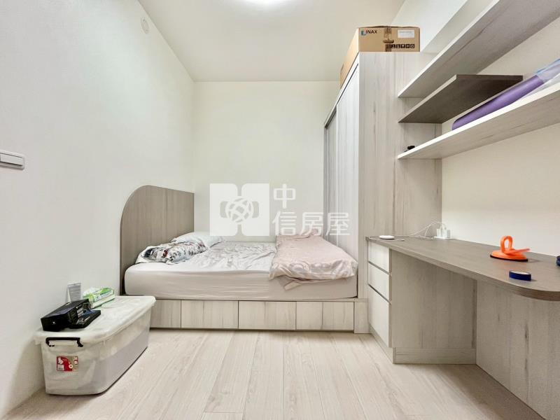 總太2020大兩房平車20坪大露臺戶房屋室內格局與周邊環境