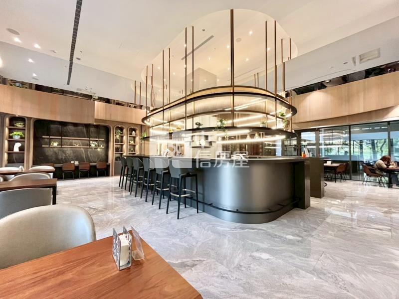 總太2020大兩房平車20坪大露臺戶房屋室內格局與周邊環境