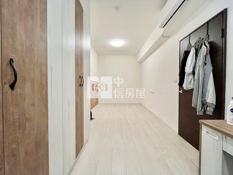 總太2020大兩房平車20坪大露臺戶房屋室內格局與周邊環境