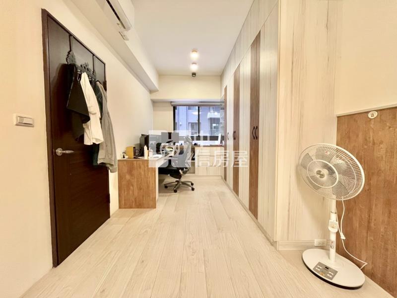 總太2020大兩房平車20坪大露臺戶房屋室內格局與周邊環境