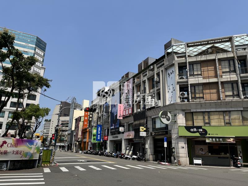 一中正錦新街邊間大店面房屋室內格局與周邊環境