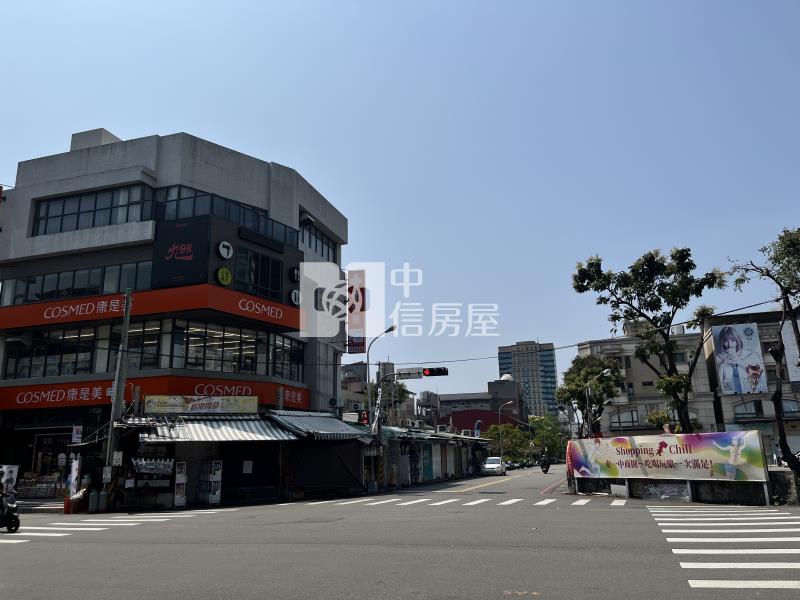 一中正錦新街邊間大店面房屋室內格局與周邊環境