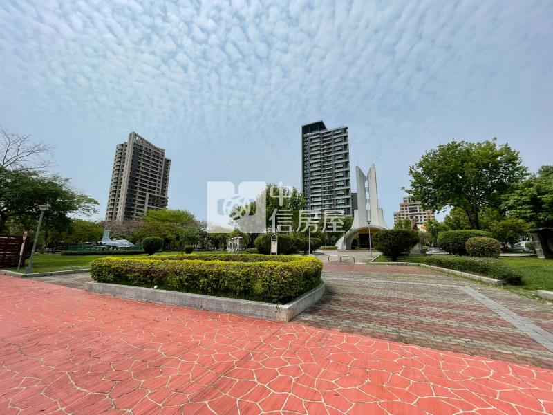 14期松強國小面寬住1-1建地房屋室內格局與周邊環境