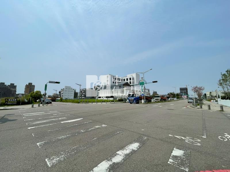 14期松強國小面寬住1-1建地房屋室內格局與周邊環境