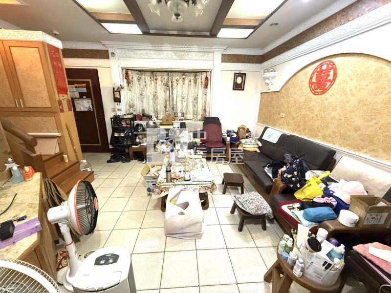 專-龍興國中4房雙車位透天房屋室內格局與周邊環境