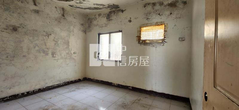 高雄房屋《高雄林園港埔透天》房屋室內格局與周邊環境