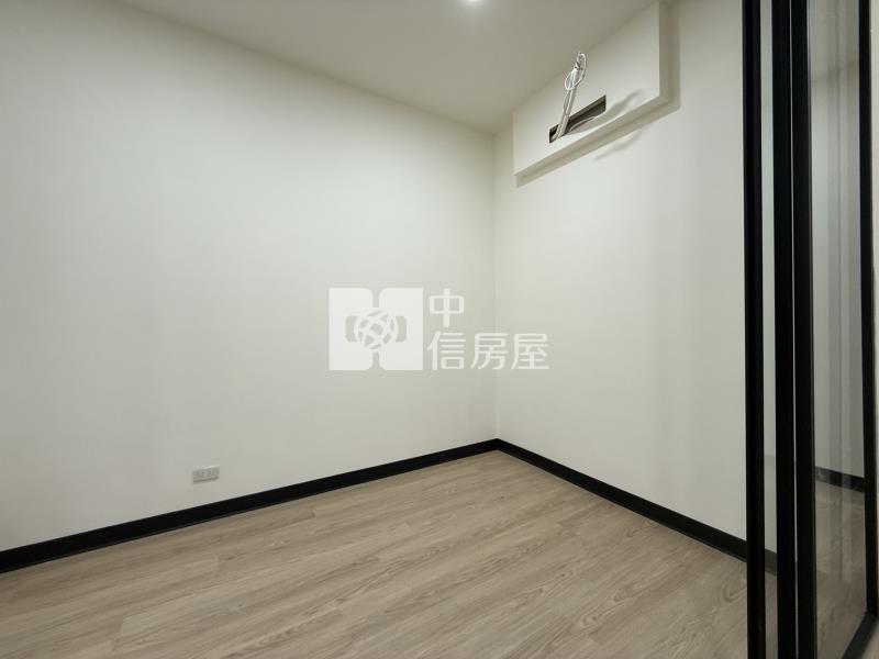 【奔馳】桃園區中路全新裝潢3房車房屋室內格局與周邊環境