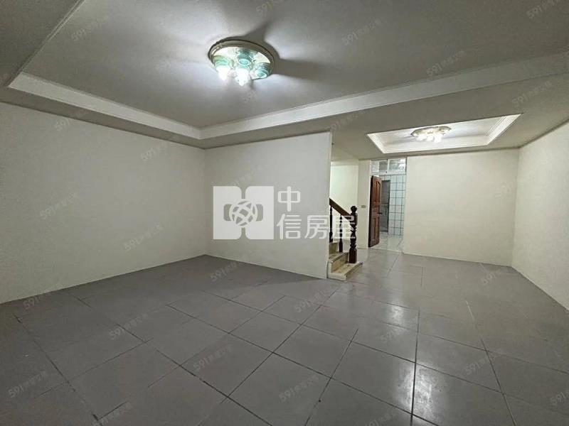 復興路面寬大透天房屋室內格局與周邊環境
