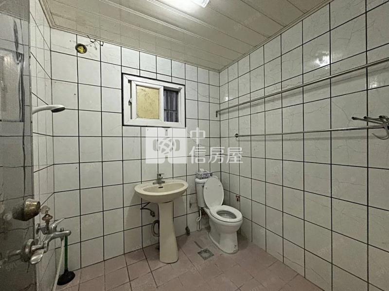 復興路面寬大透天房屋室內格局與周邊環境