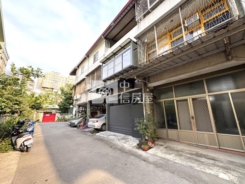 頭家榮興商圈臨路透天房屋室內格局與周邊環境
