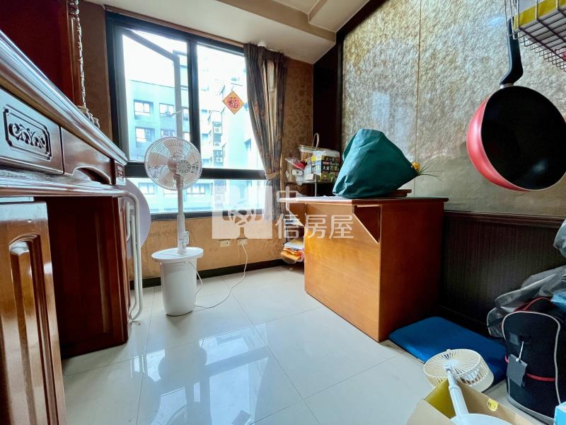 佳茂中山會館高樓層面中庭溫馨三房房屋室內格局與周邊環境