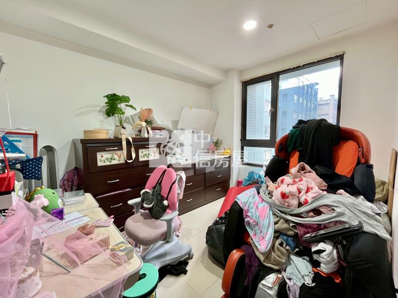 佳茂中山會館高樓層面中庭溫馨三房房屋室內格局與周邊環境