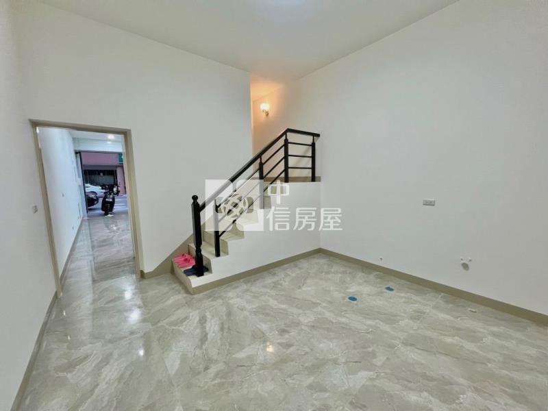 三多商圈~鈔吉店住房屋室內格局與周邊環境