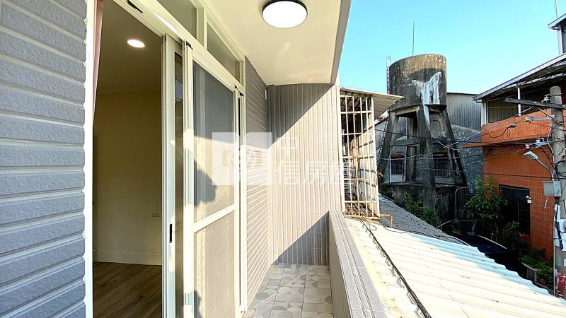 新光國小前後臨路美透天房屋室內格局與周邊環境