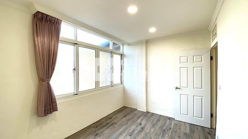 新光國小前後臨路美透天房屋室內格局與周邊環境