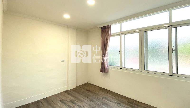新光國小前後臨路美透天房屋室內格局與周邊環境