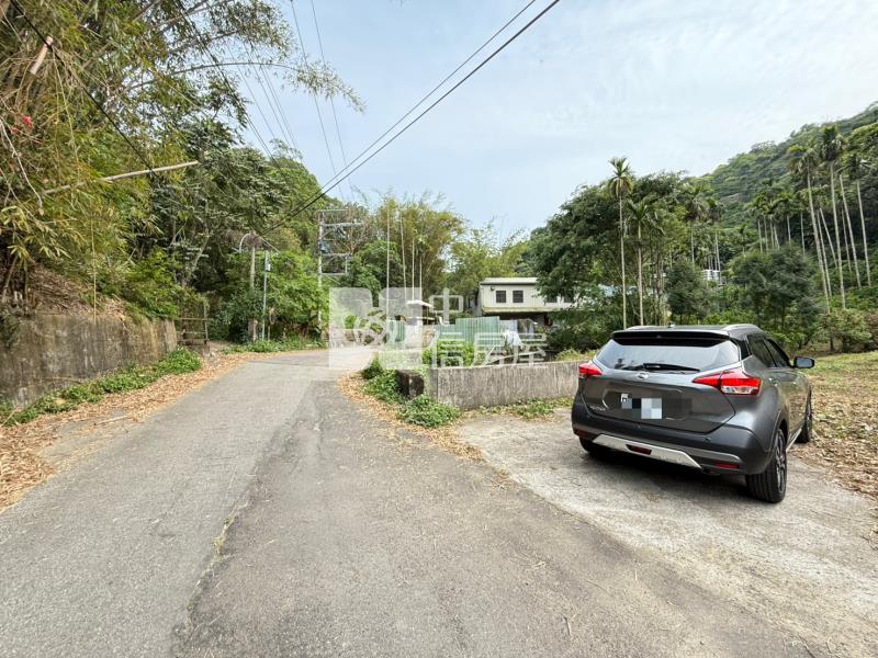 豐原東陽路旁大面寬建地房屋室內格局與周邊環境