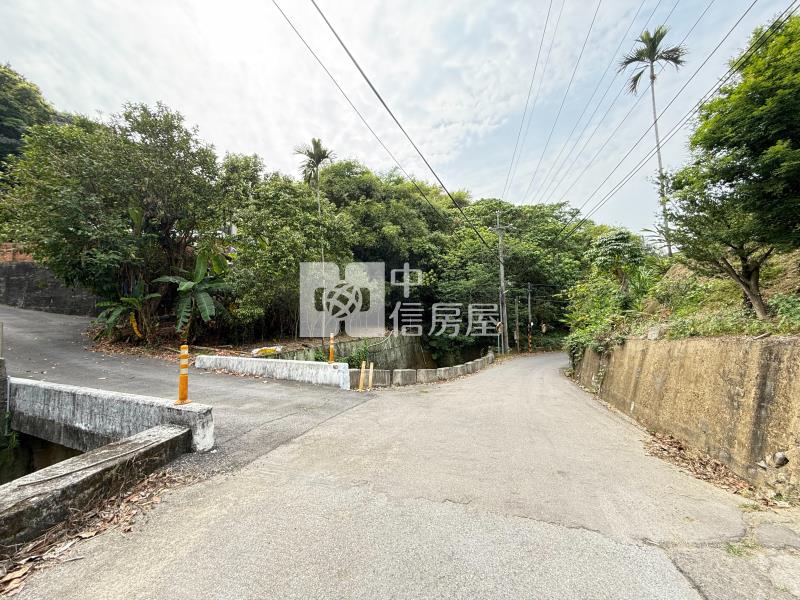 豐原東陽路旁大面寬建地房屋室內格局與周邊環境