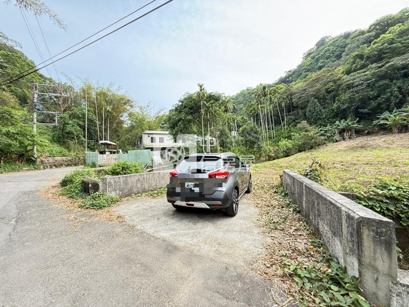 豐原東陽路旁大面寬建地房屋室內格局與周邊環境