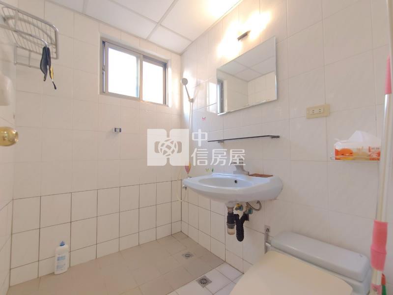 羅丹一期四房車房屋室內格局與周邊環境