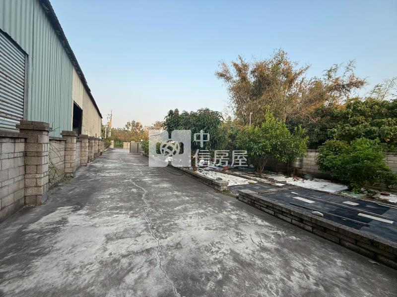 安和路旁合法農舍+廠房房屋室內格局與周邊環境
