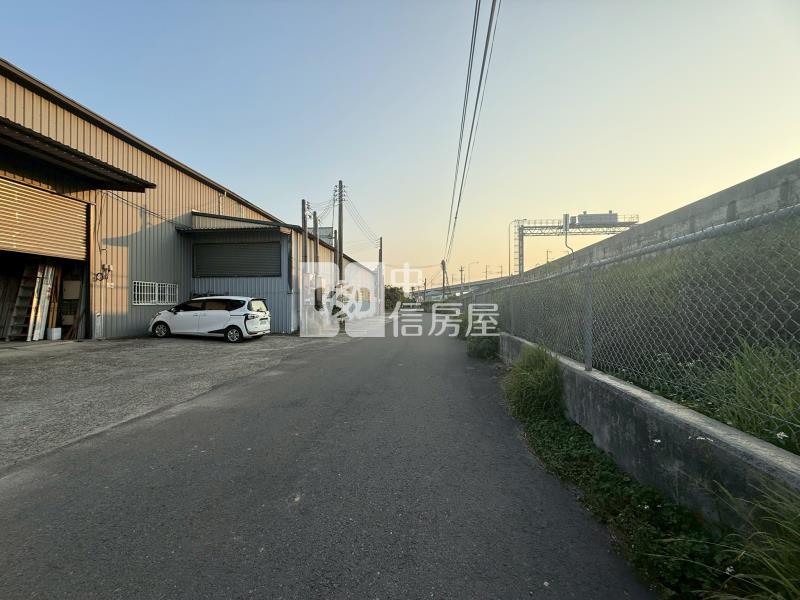 安和路旁合法農舍+廠房房屋室內格局與周邊環境