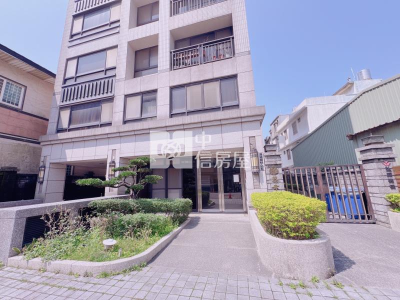 瑞塘國小.近交流道.十年內明亮三房車房屋室內格局與周邊環境