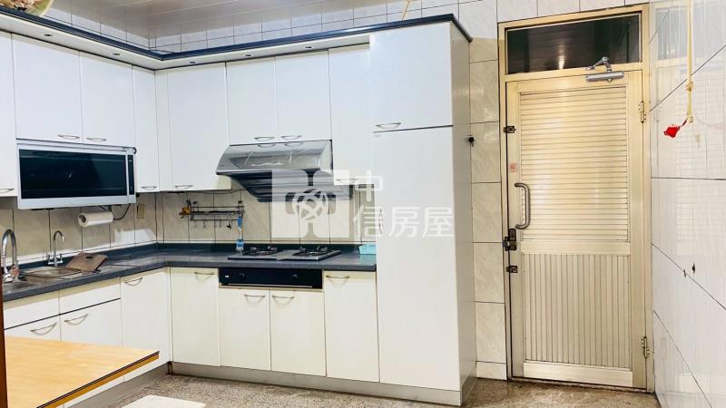 鹿港圖書館旁店住房屋室內格局與周邊環境
