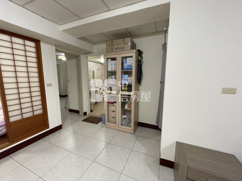 雙學區美華廈房屋室內格局與周邊環境