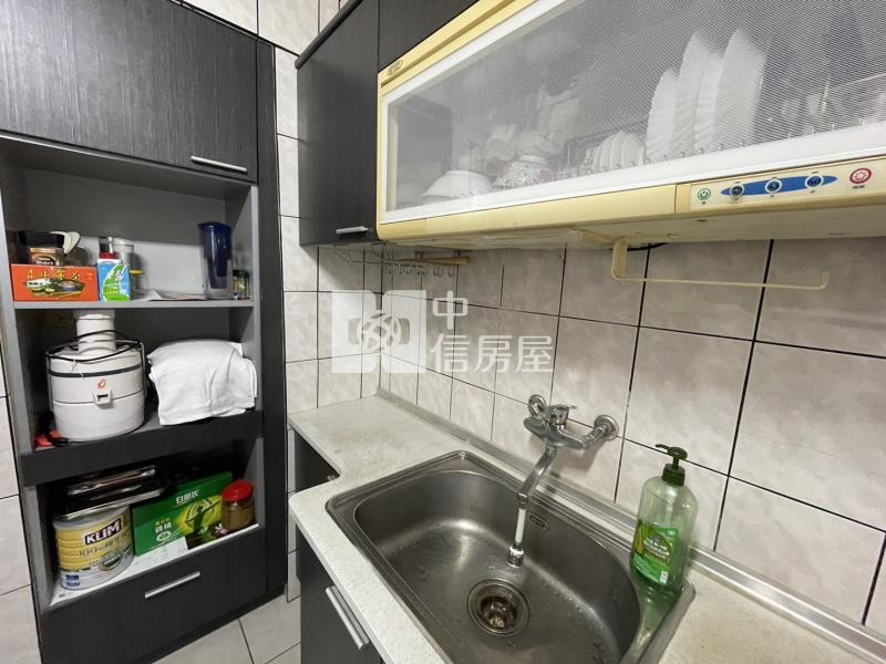 雙學區美華廈房屋室內格局與周邊環境
