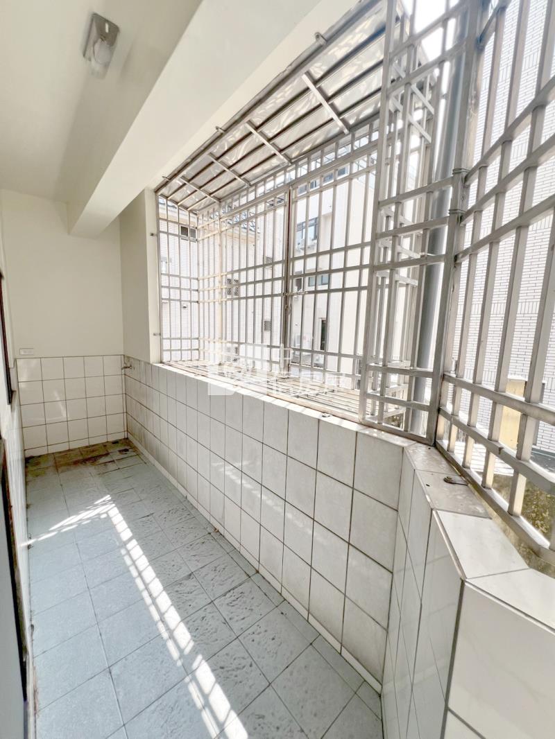 五期社區邊間採光5套房大別墅房屋室內格局與周邊環境