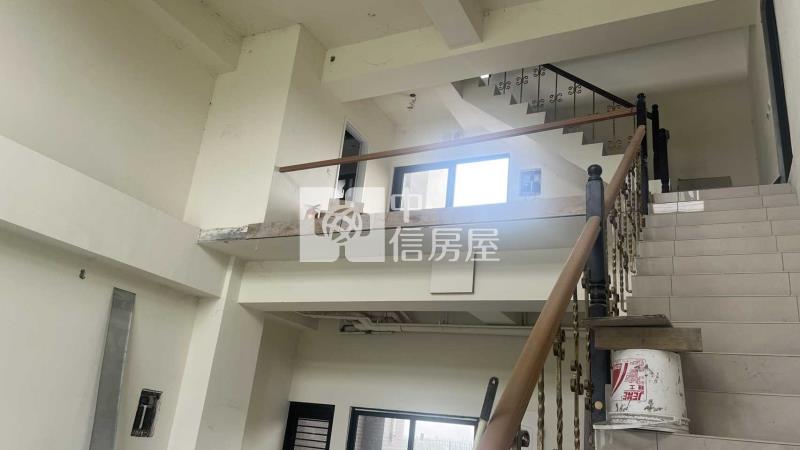 中壢聖德路大店面房屋室內格局與周邊環境